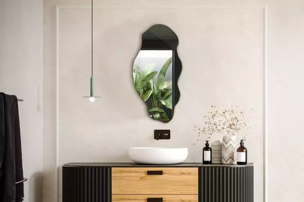 Asymetrischer spiegel originelle Wanddekoration