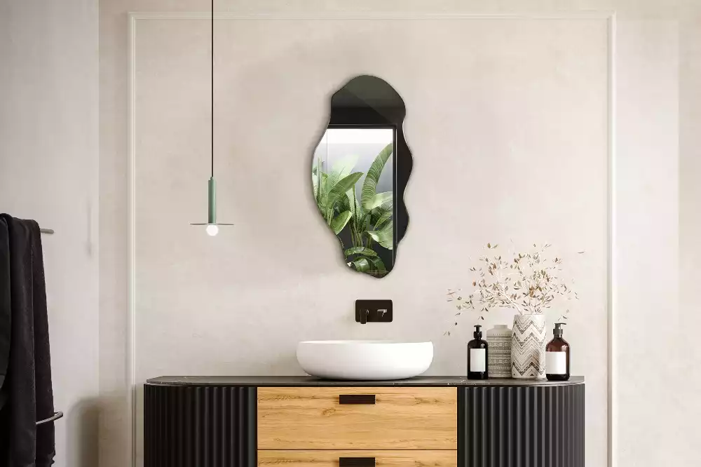 Asymetrischer spiegel originelle Wanddekoration