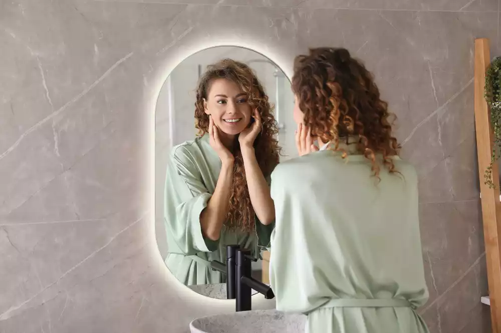 Spiegel oval beleuchtet dekorative aufhängung