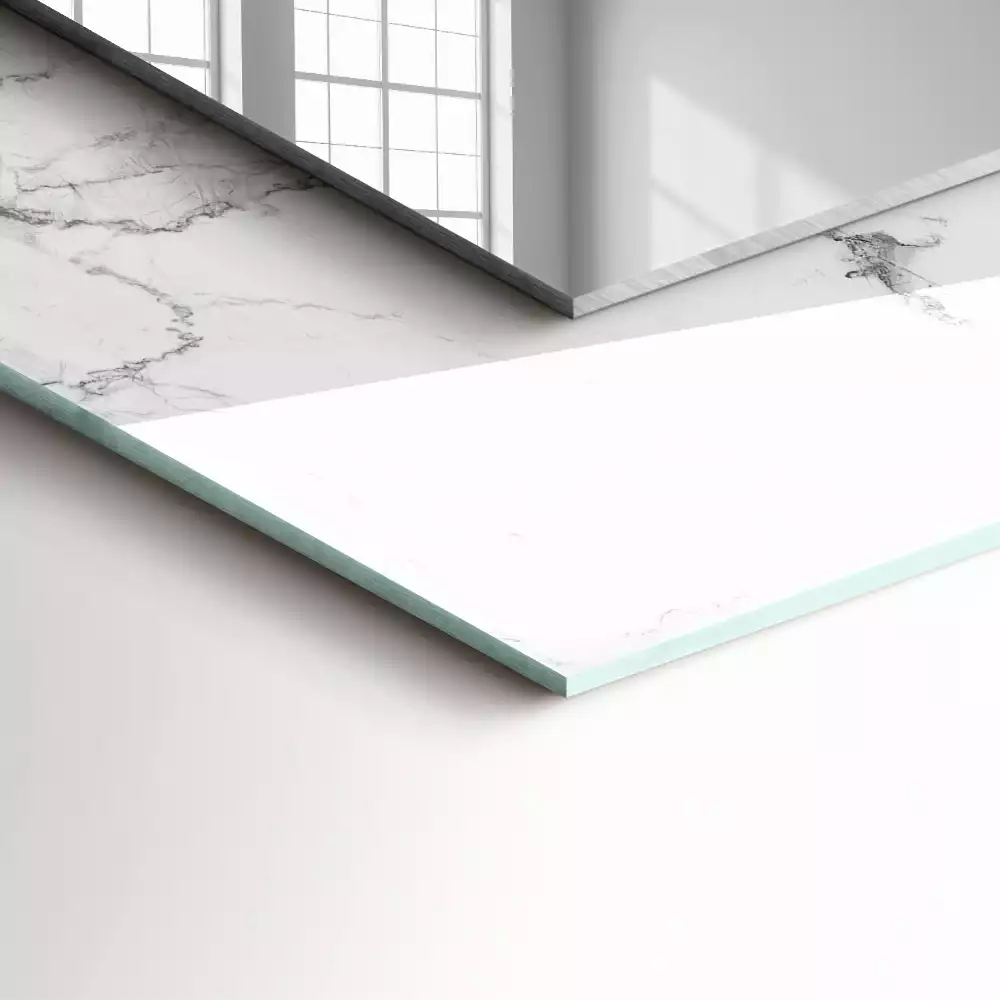 Rechteckiger spiegel Weißes Marmormuster