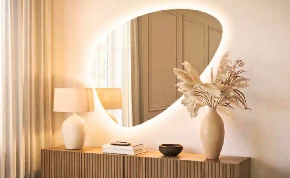 LED-Licht im Spiegel